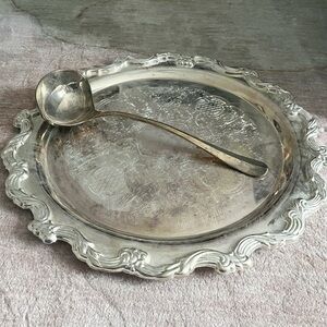 International Silver Company Elegant Silver Plated round Serving Tray & ladle